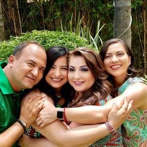 Meet your Posher, Cristina